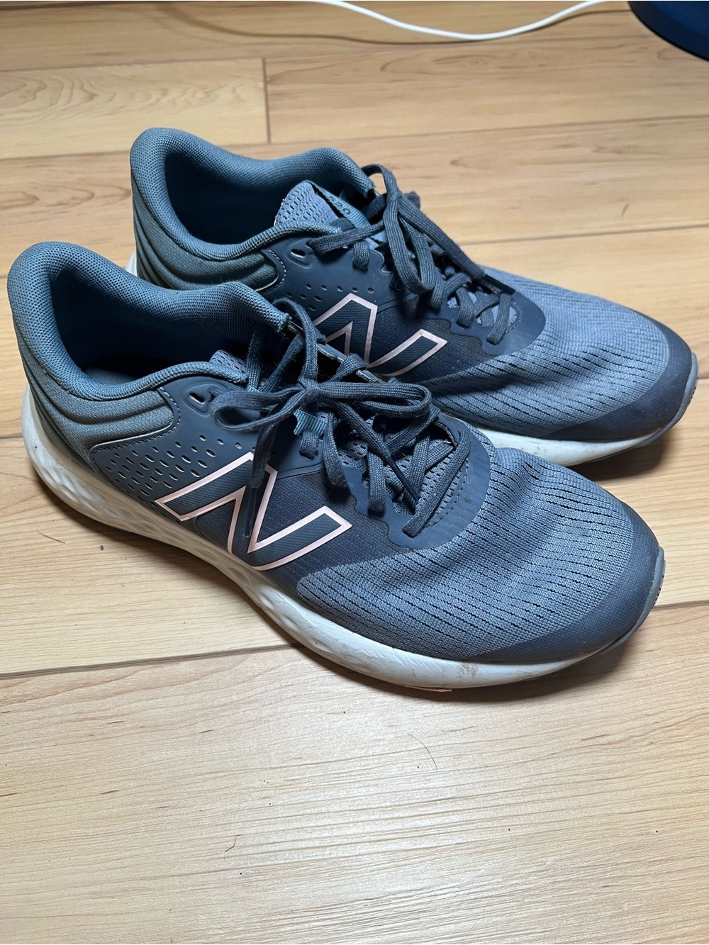 Women’s New Balance Blue Running Sneakers with Pink Accent